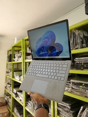 Laptop Microsoft Surface Laptop 2 8GB Intel Core I5 SSD 256GB