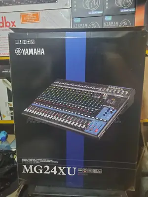 Yamaha Mixer 24xu