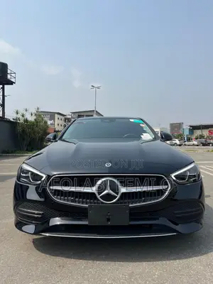 Photo - Mercedes-Benz C300 2022 Black