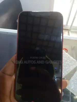 Apple iPhone XR 128 GB Red