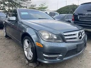 Mercedes-Benz C300 2011 Gray
