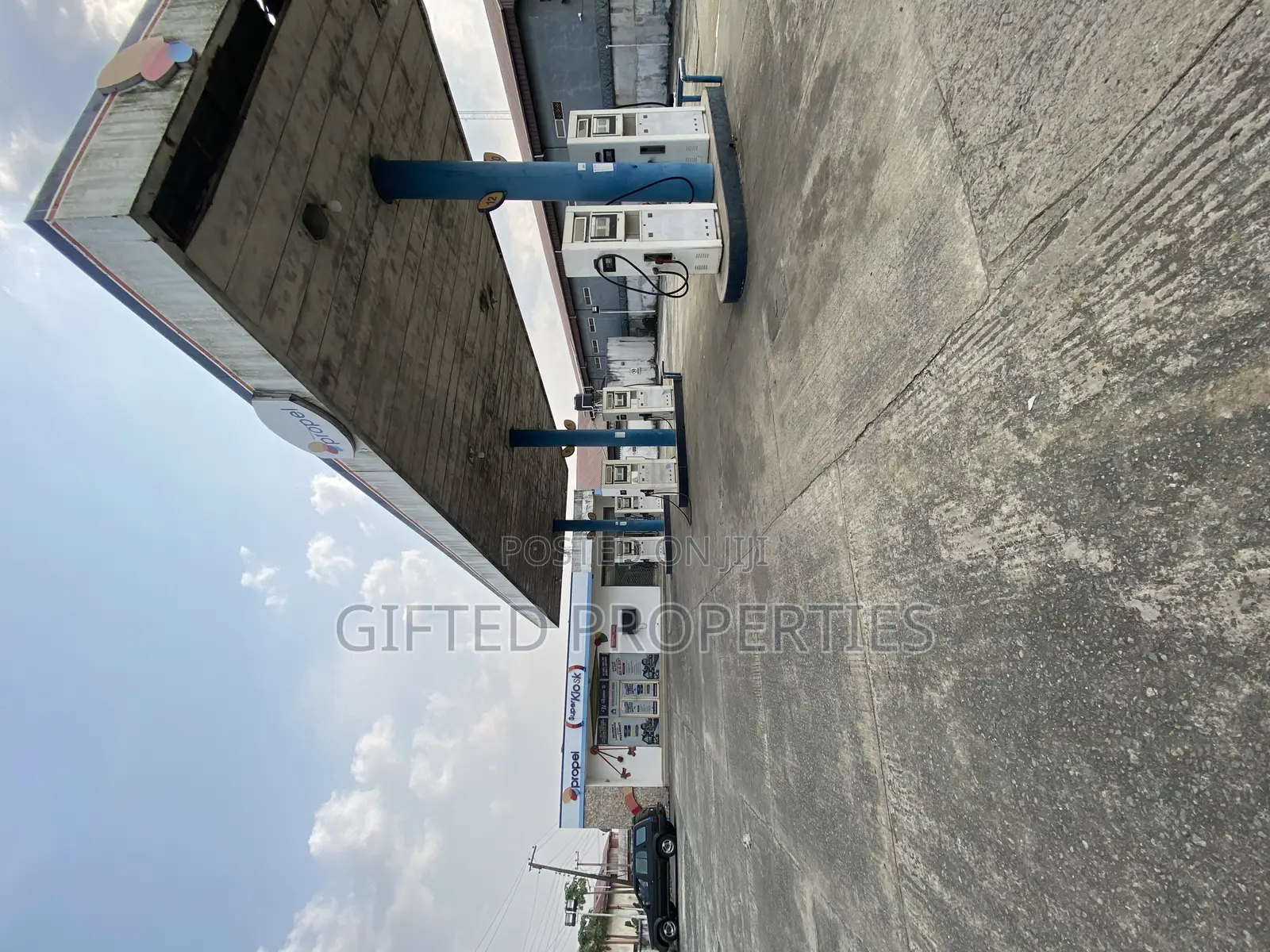 Filling Station With 7pumps on 4plots in Aba Rd