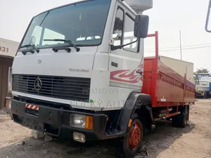 Mercedes Benz Truck 814