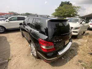 Mercedes-Benz GLK-Class 2011 Black