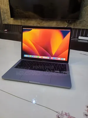 Laptop Apple MacBook Pro 2020 16GB Intel Core I7 SSD 512GB