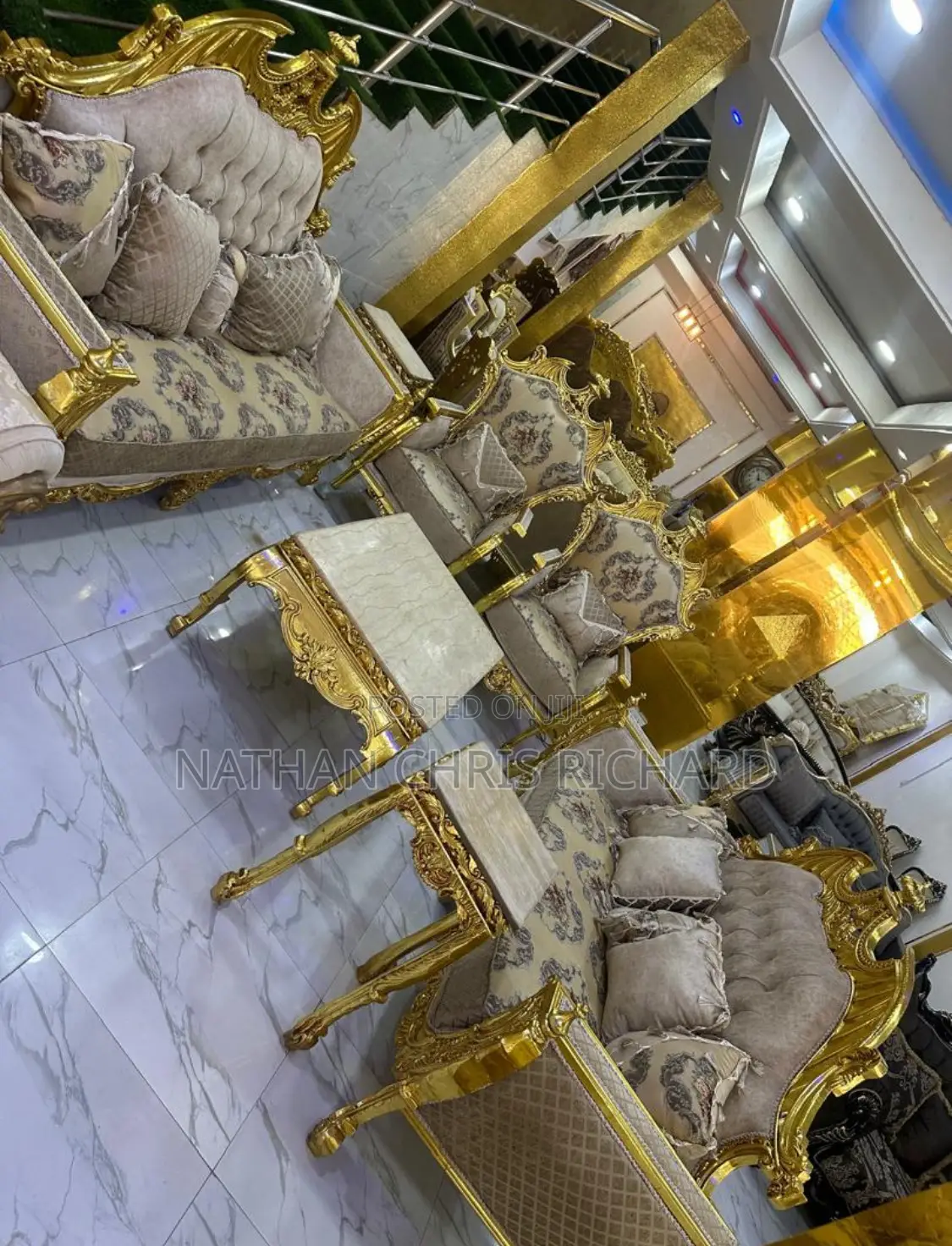 Prominent Figures Royal Luxury Sofas