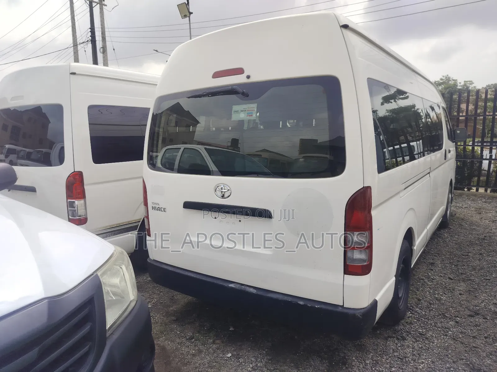 Toyota HiAce 2018 White