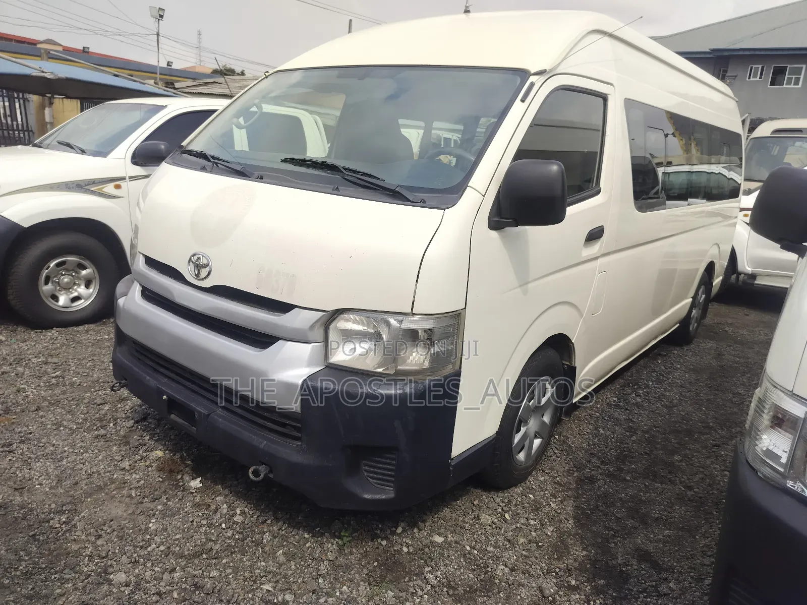 Toyota HiAce 2018 White