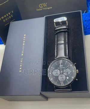 Photo - Daniel Wellington Chronograph~Leather~As~Seen 