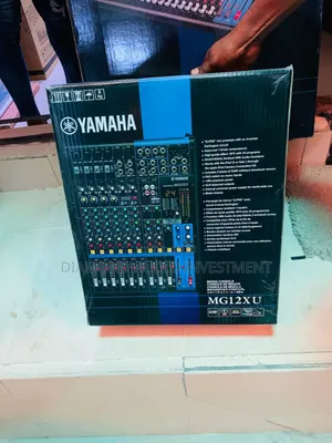 Yamaha MG12XU Console Mixer
