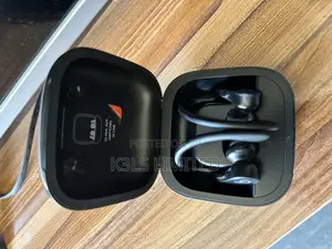 Apple Power Beats Pro