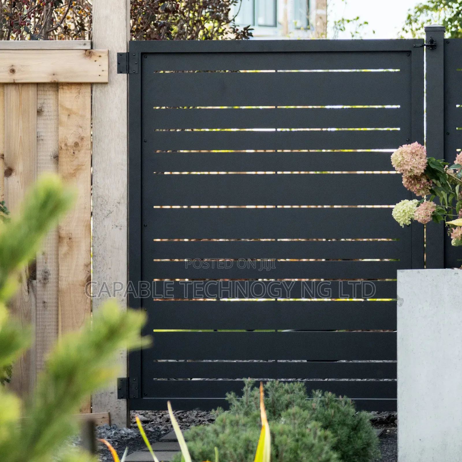 Gate Design Structure