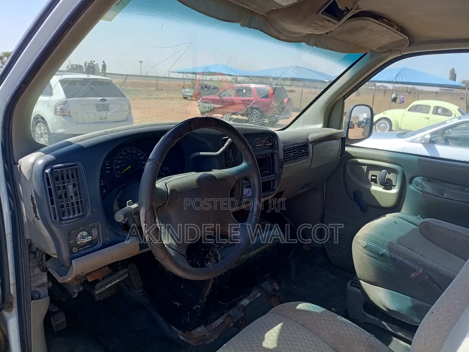 Chevrolet Shcool Bus 2008 White