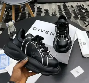 Photo - Givenchy Black