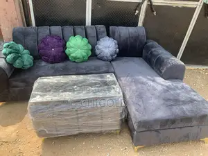 Living Room Fabric Sofa With Good Tables