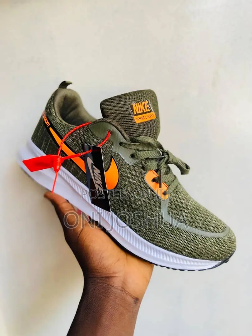 Nike Sneakers