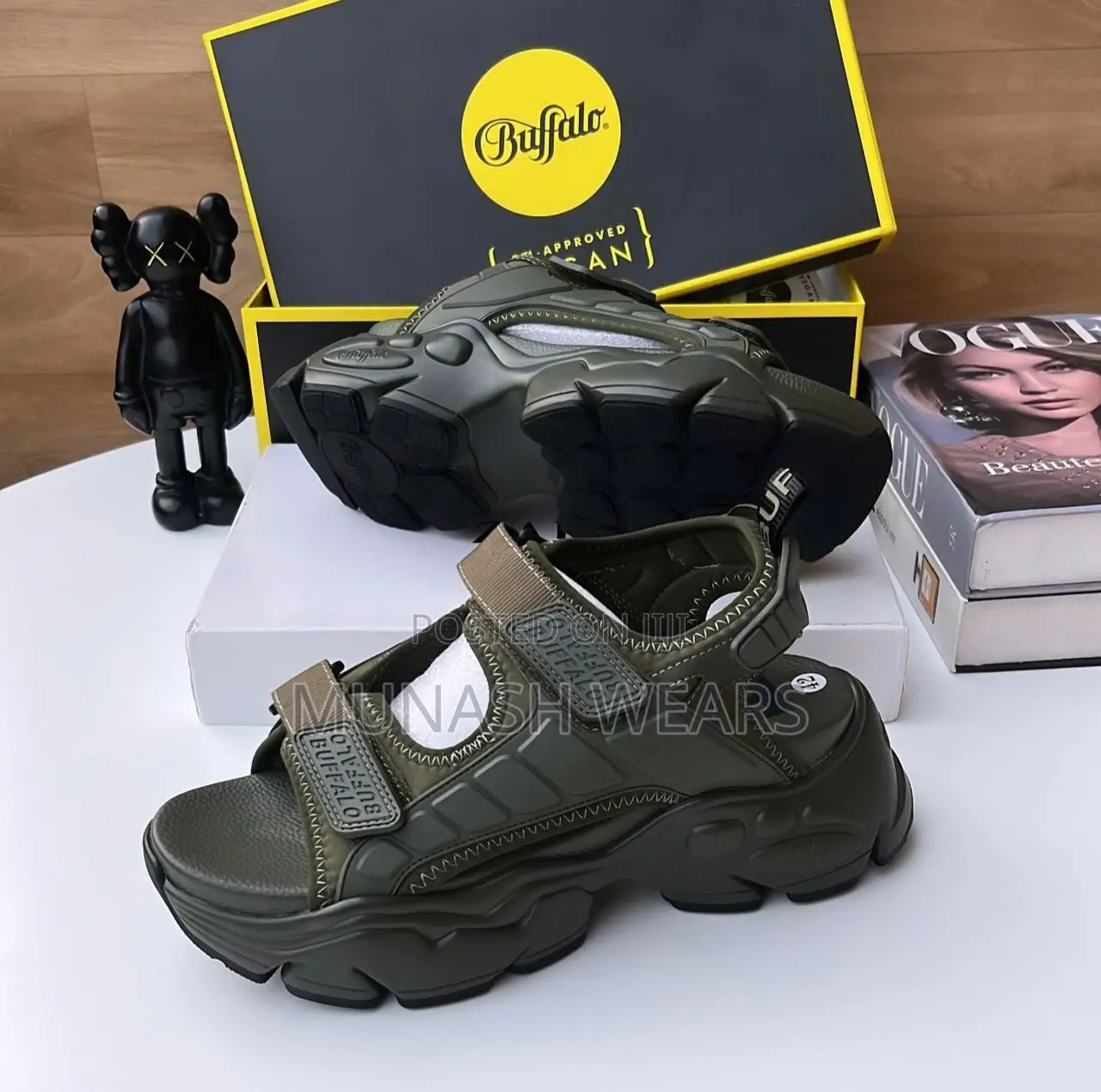 Buffalo Luxury Sandal