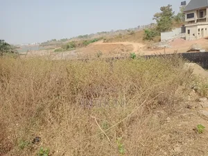 Estate Land