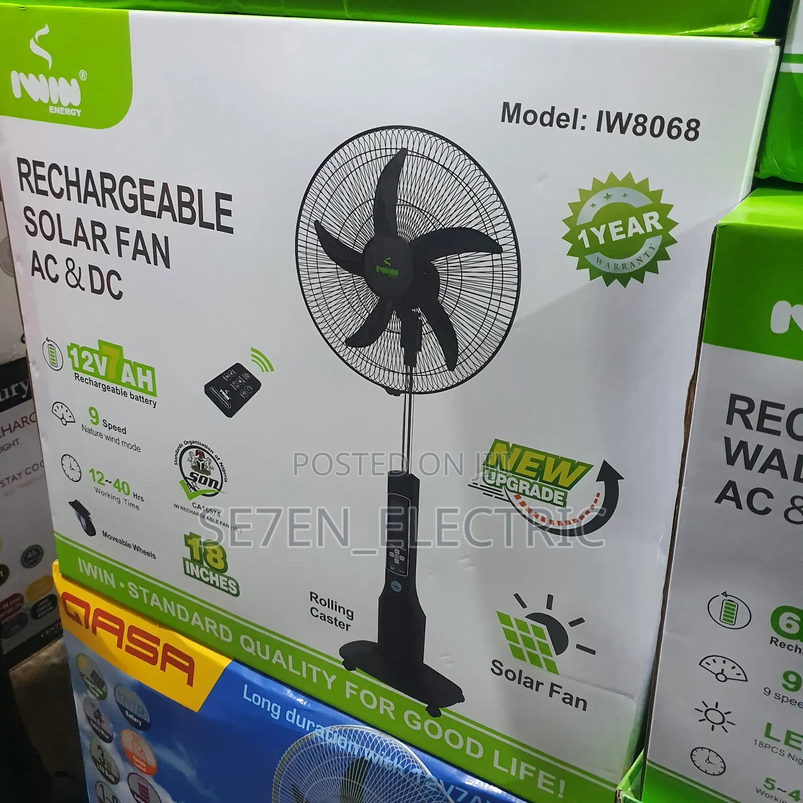 Iwin Rechargeable Standing Fan