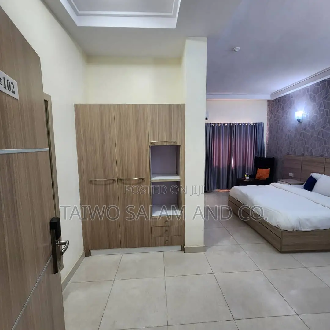 Newly Built Functioning 25 Rooms Hotel