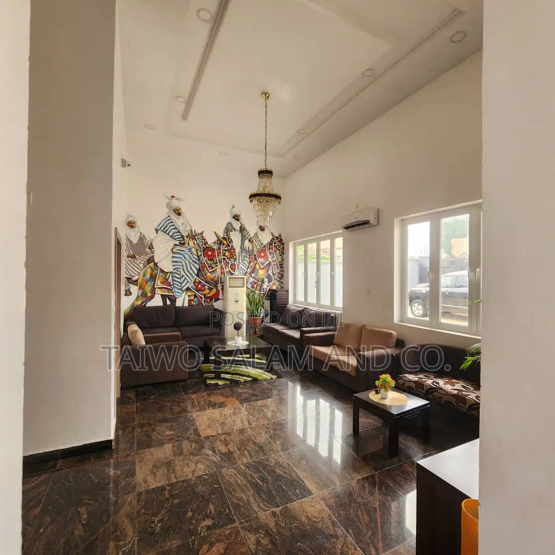 Newly Built Functioning 25 Rooms Hotel