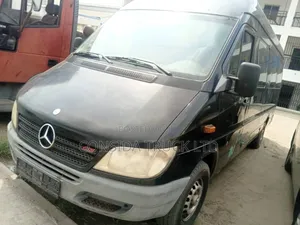 Mercedes-Benz Sprinter 1998 Black
