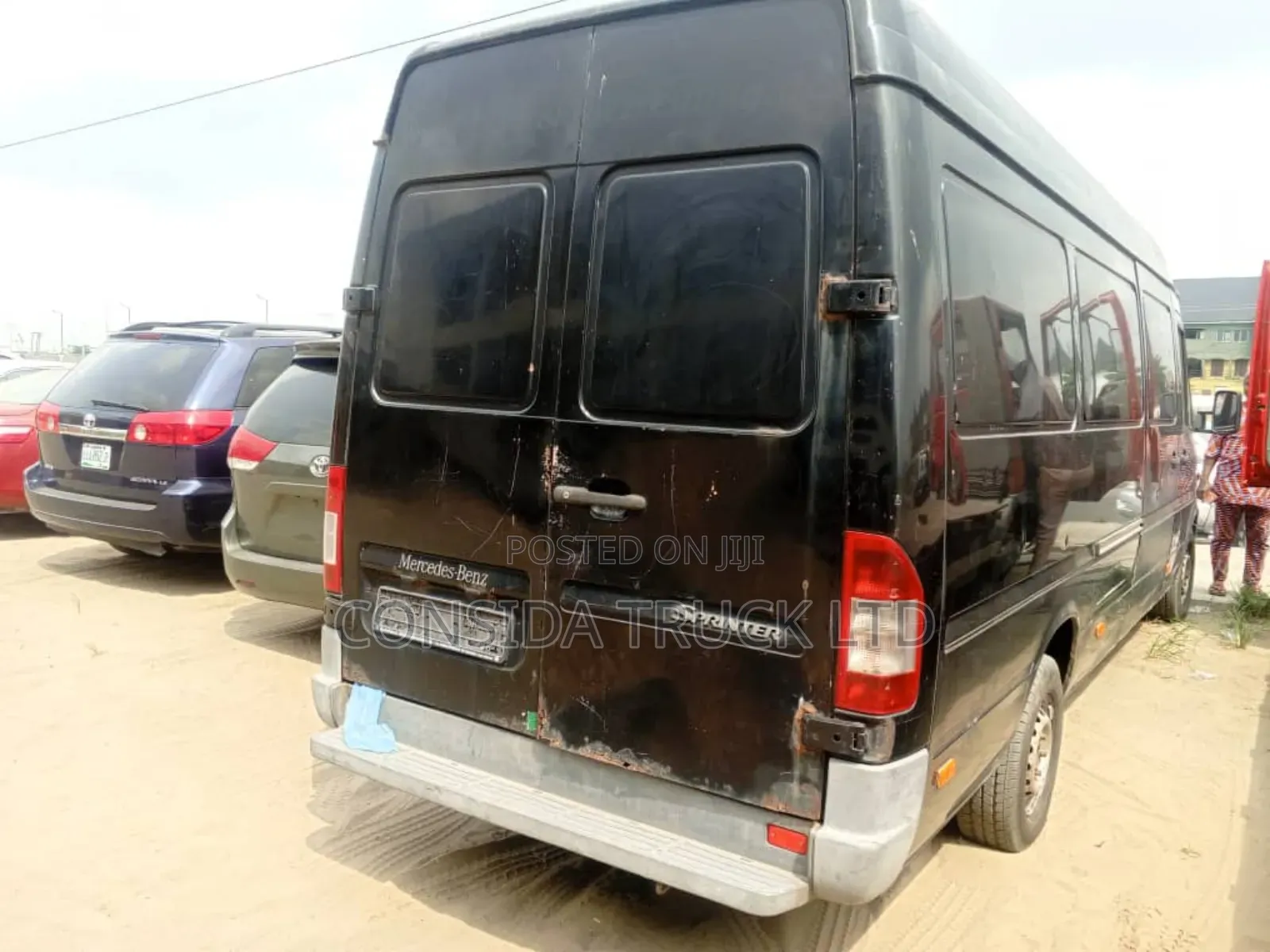 Mercedes-Benz Sprinter 1998 Black