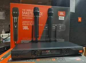 JBL KMC8+ Wireless Microphone