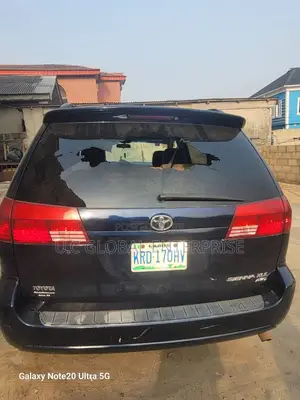 Toyota Sienna 2008 Back Windscreen Glass Available Dm