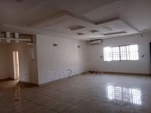3bdrm Block of Flats in Zone 1 / Wuse for rent