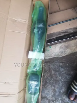 Range Rover Evoque Front Shaft