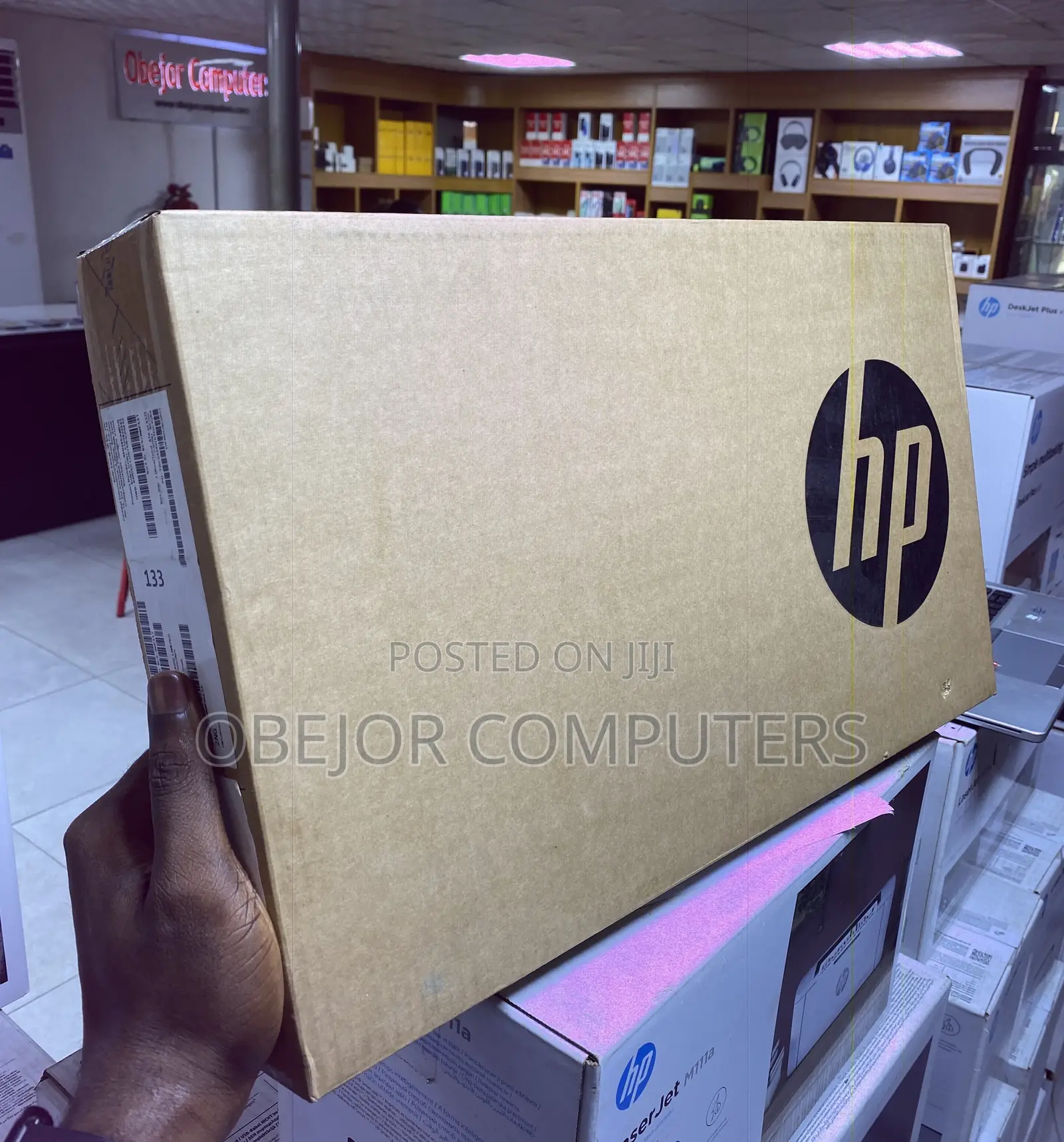 New Laptop HP 15 4GB Intel Core i3 SSD 1T