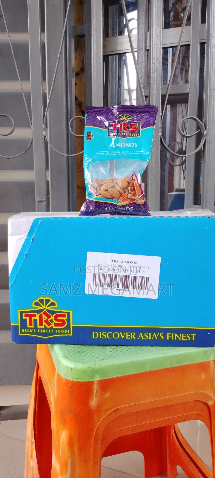 Trs Almond Nut 15x100g