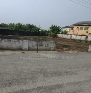 100 by 100 Land for Off Enerhen Road Effurun Delta State