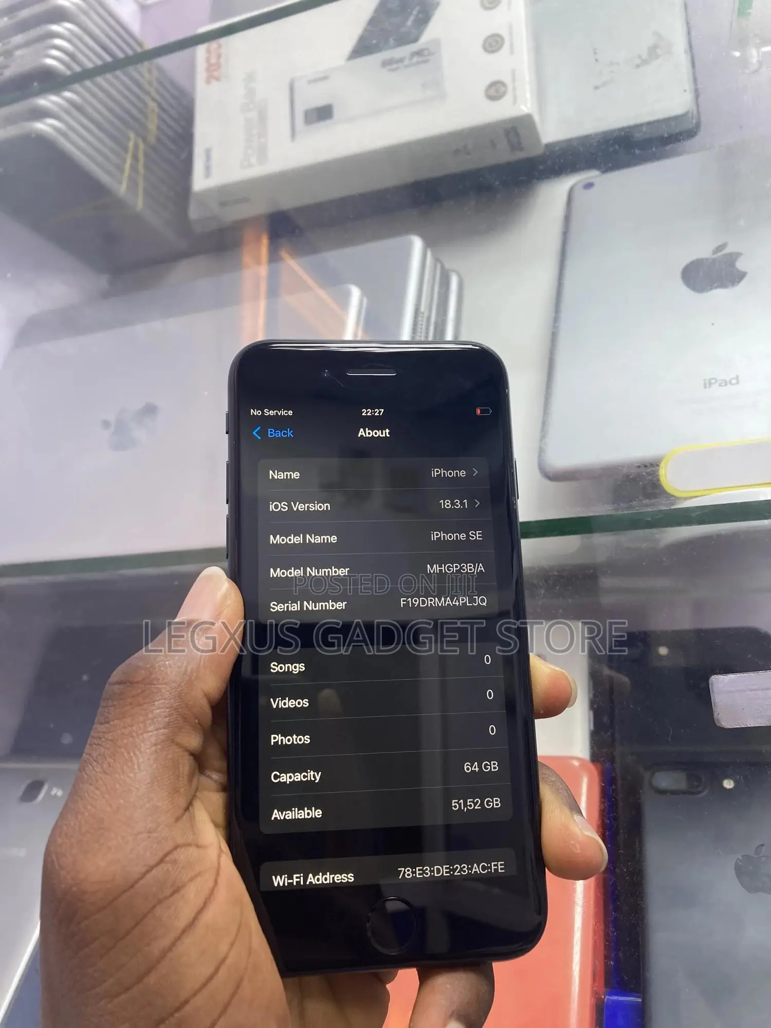 Apple iPhone SE (2020) 64 GB Black