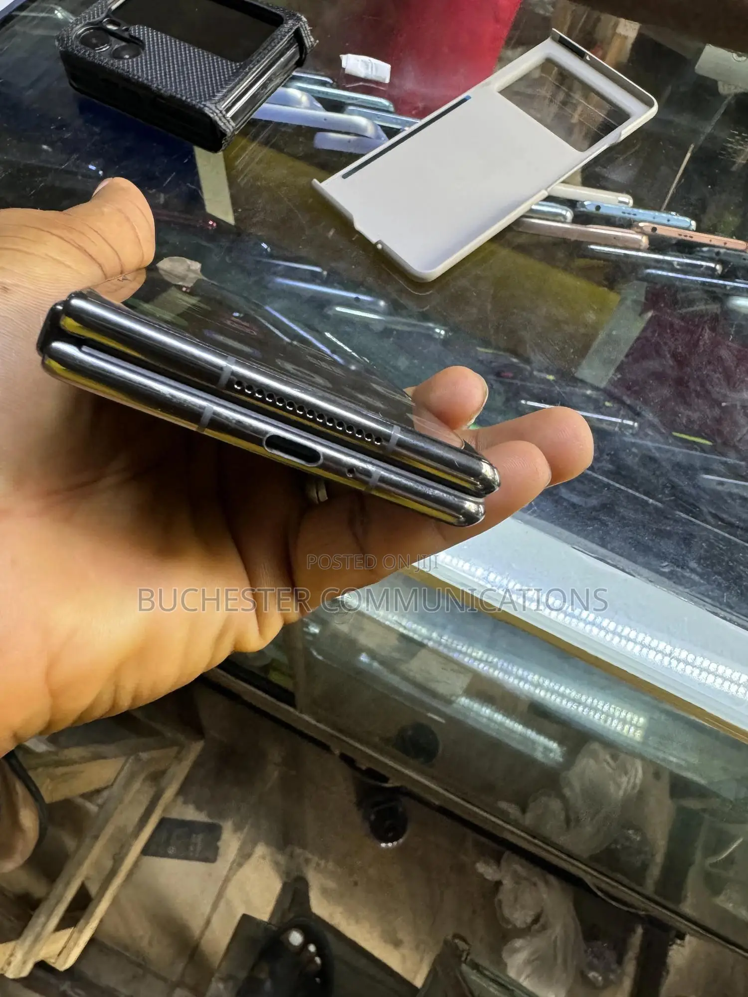 Tecno Phantom V Flip2 5G 256 GB Black