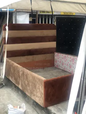 Stylish and Elegant 4.5 by 6 Bed Frame