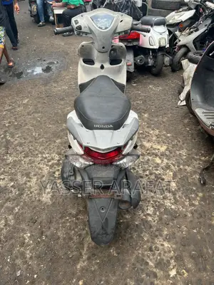 Honda 2023 White