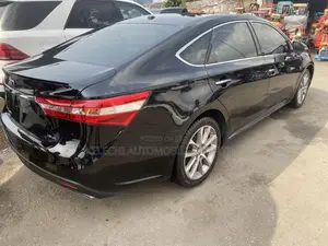 Toyota Avalon 2015 Black