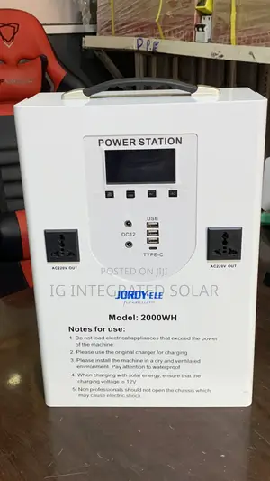 2000W Lifepo4 Lithium Battery Power Station Generator