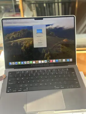 Laptop Apple MacBook Pro 2020 M1 64GB Apple M1 Max SSD 1T