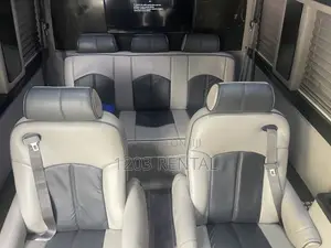 Mercedes Sprinter Bus