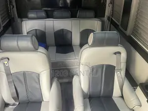 Mercedes Sprinter Bus