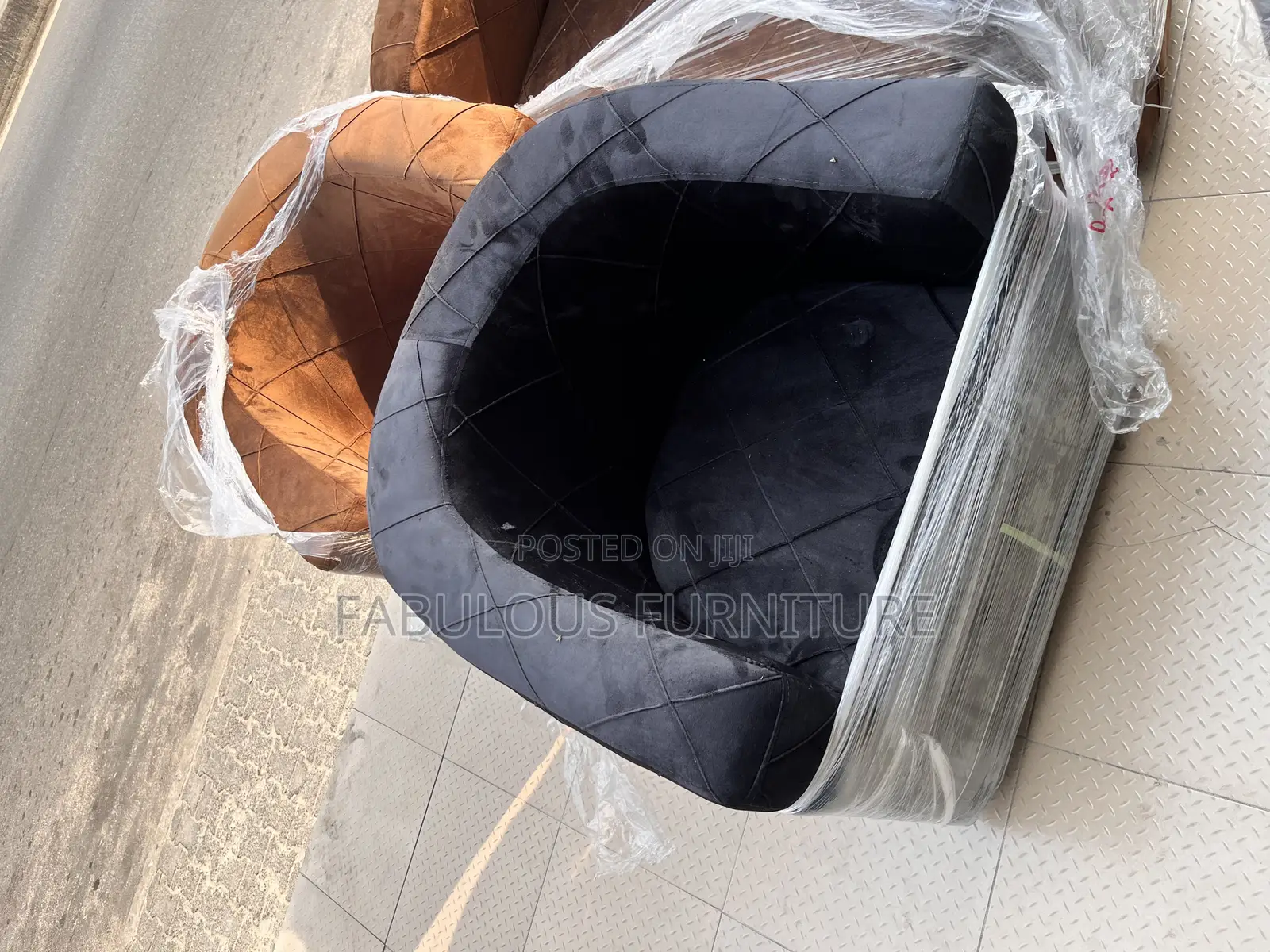 Single Bucket Sofa