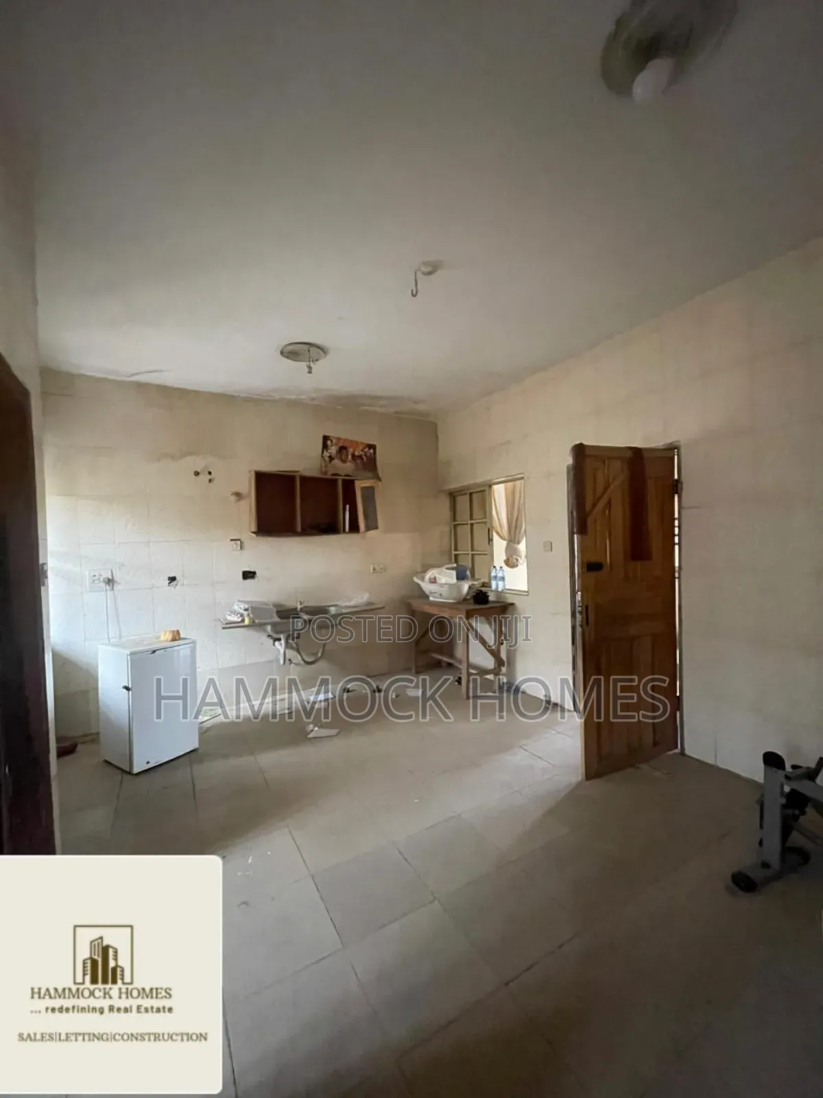 5bdrm Duplex in Alafia, Oke’Badan, Akobo for sale
