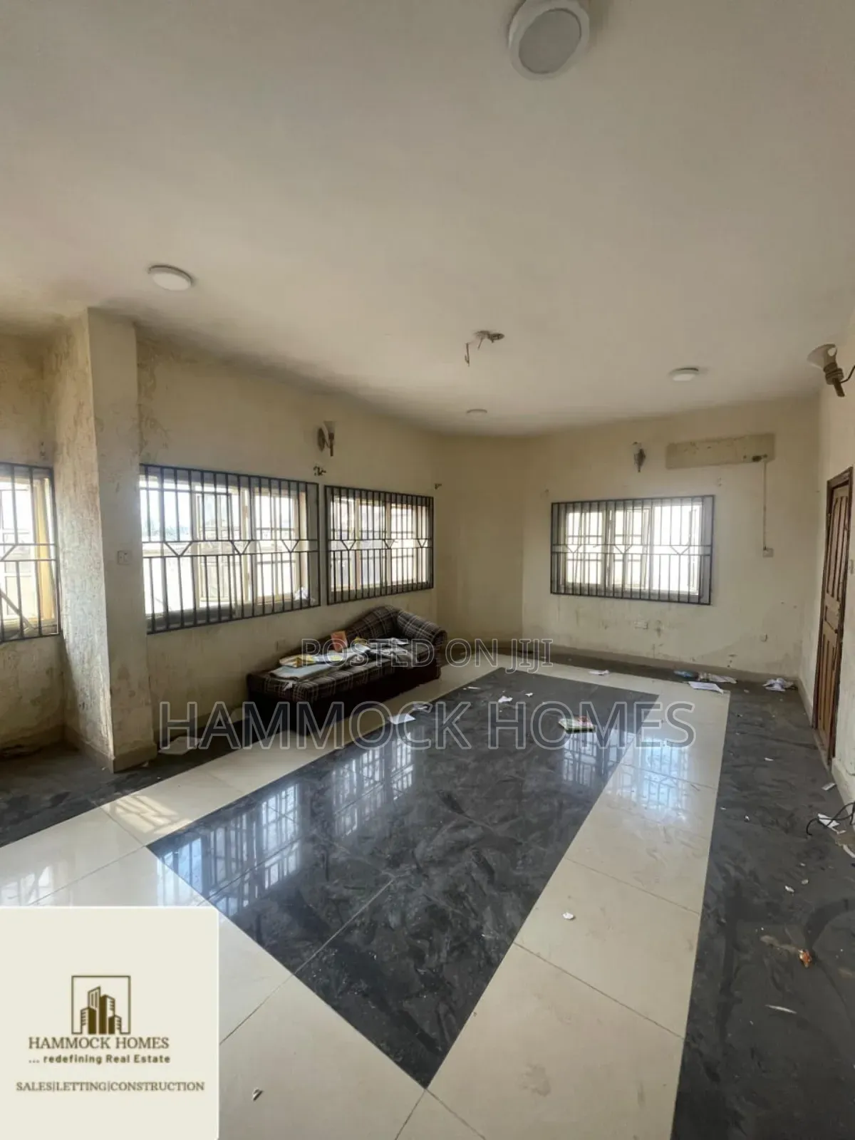 5bdrm Duplex in Alafia, Oke’Badan, Akobo for sale