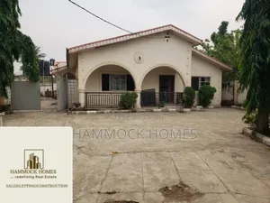 5bdrm Bungalow in Ibugbe Alafia Area, Ibadan for sale