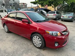 Toyota Corolla 2013 Burgundy