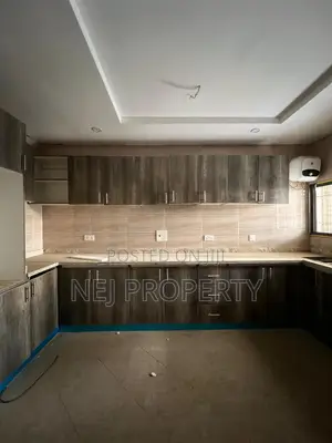 5bdrm Duplex in Jahi for rent