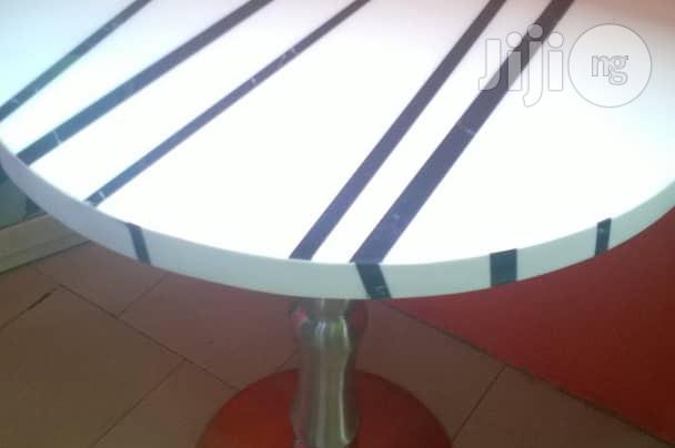 Round Marble Table